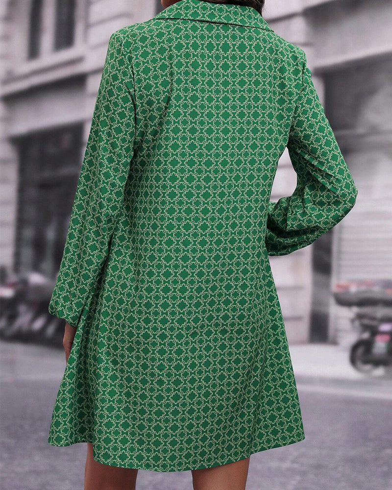 Robe imprimée à manches longues avec revers