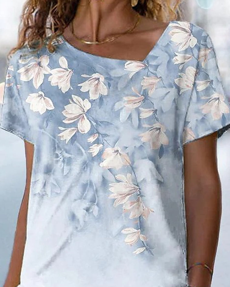 T-shirt z dekoltem w serek i kwiatowym wzorem