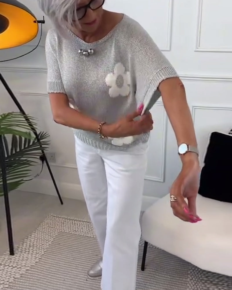 Dopasowany sweter z okrągłym dekoltem w kwiaty