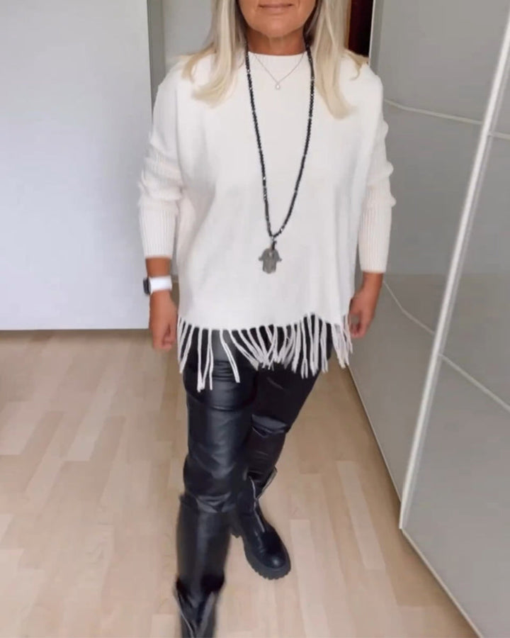 Sweter z frędzlami w jednolitym kolorze