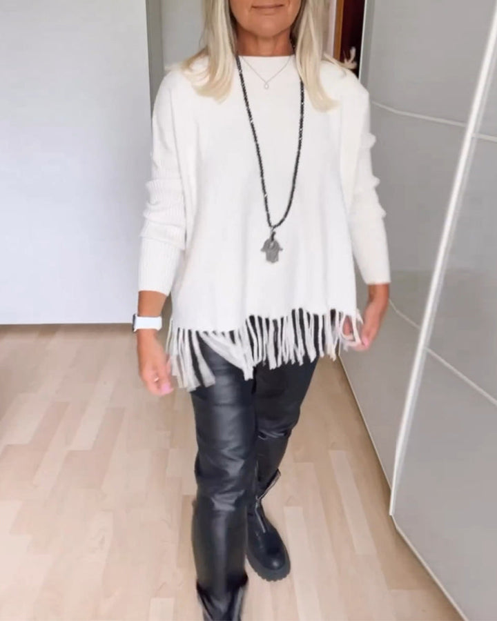 Sweter z frędzlami w jednolitym kolorze