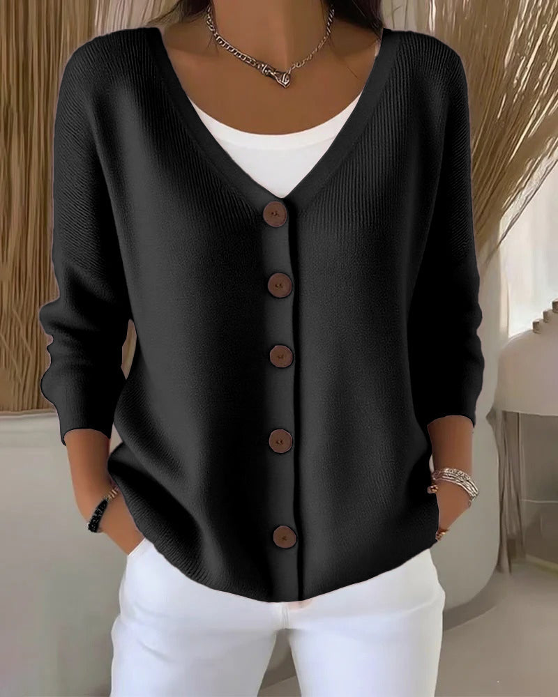 Pull Avec Uni Et Boutonnée Caractéristiques
