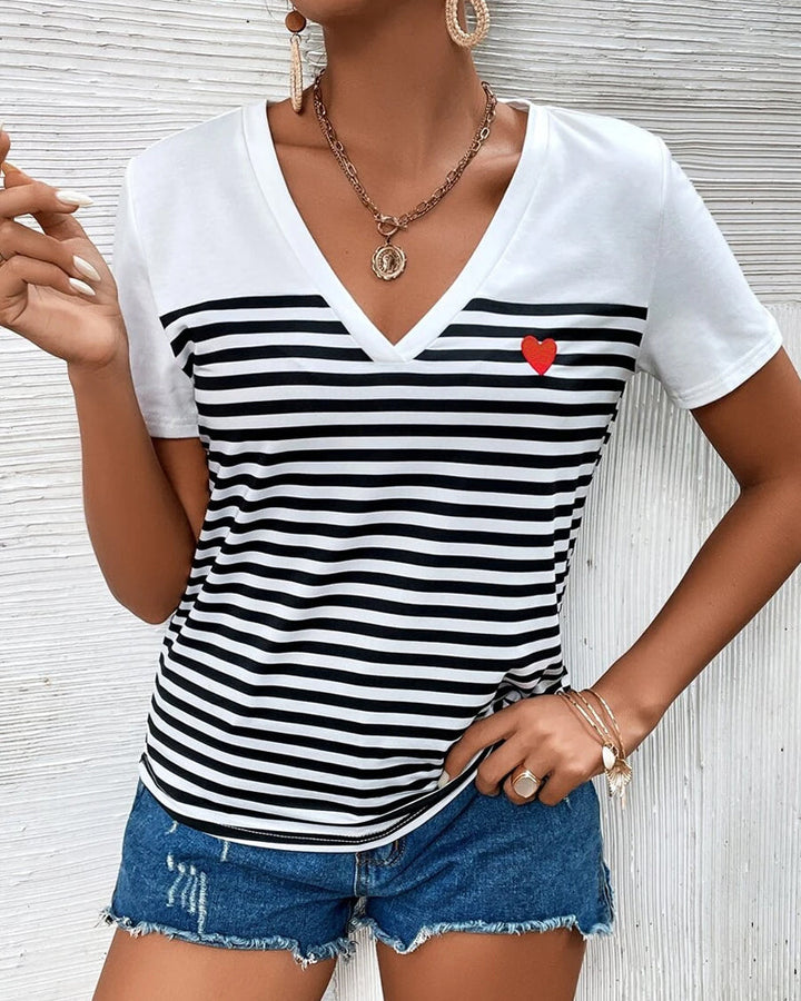 Wszechstronny T-shirt w paski z dekoltem w serek