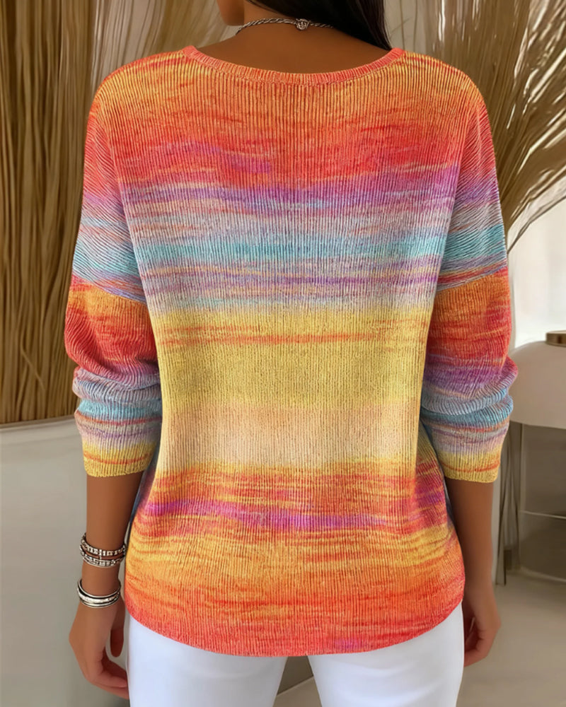 Sweter w paski w kolorach tęczy z dekoltem w serek