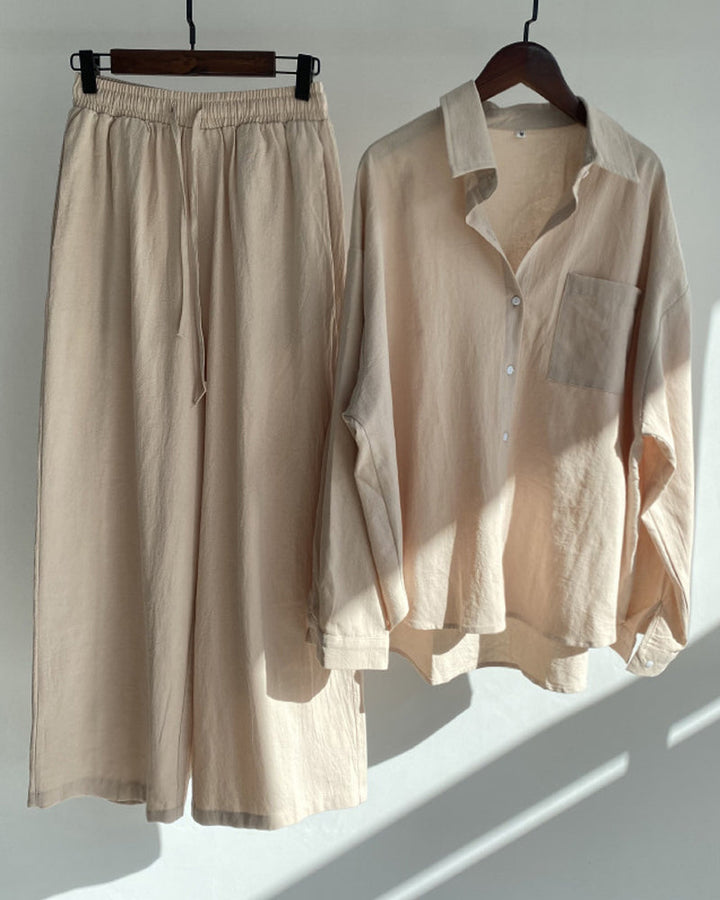 Ensemble deux pièces avec pantalon chemise de couleur unie