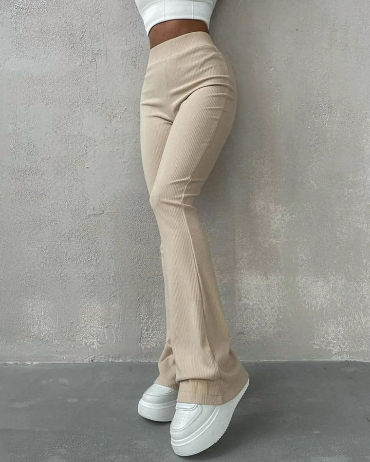 Pantalon slim micro-évasé uni
