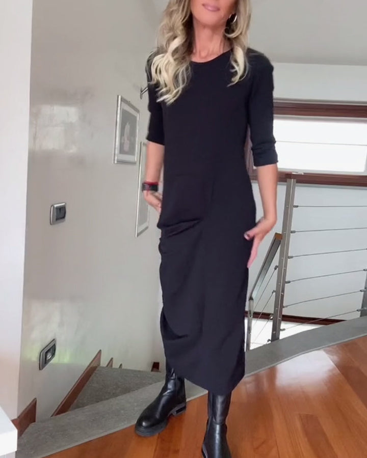 Robe élégante plissée à col rond de couleur unie