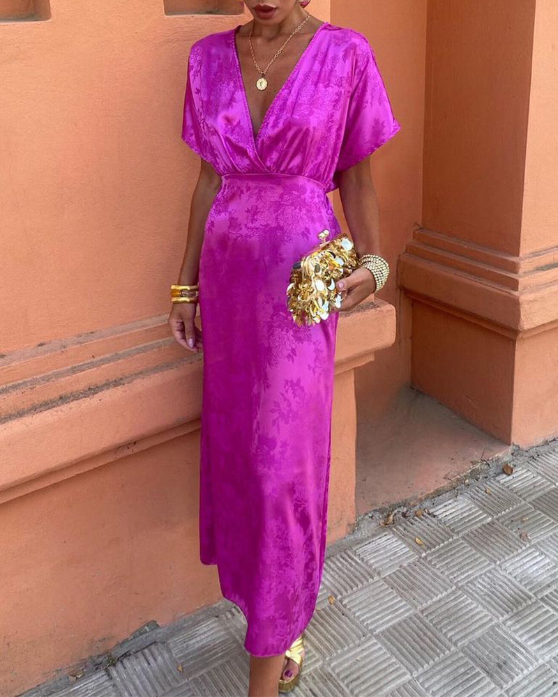 Robe élégante taille V profond de couleur unie