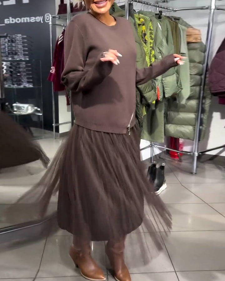 Ensemble Stylé Avec Pull À Col Rond Et Détail Zippé