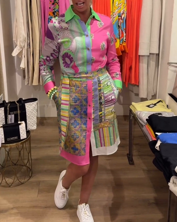 Robe colorée fendue à revers