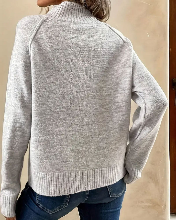 Sweter z kołnierzykiem polo i guzikami