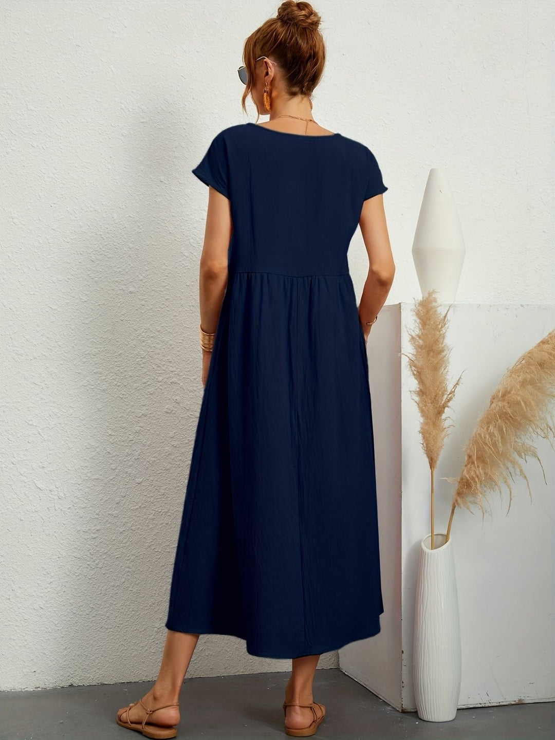 Mirabelle | Robe de loisirs décolletée