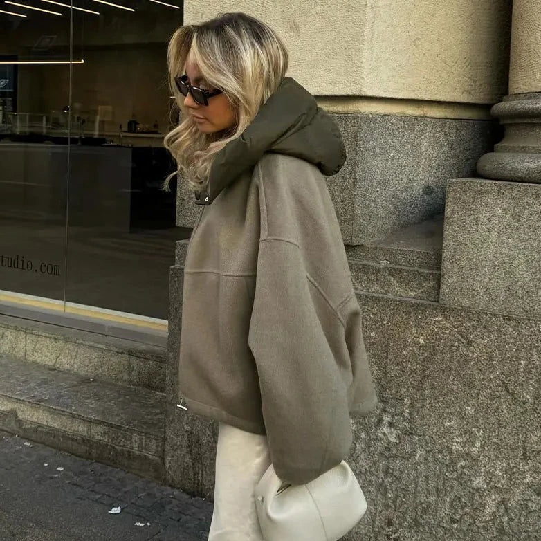 Cassia | Elegancka kurtka z kapturem dla kobiet