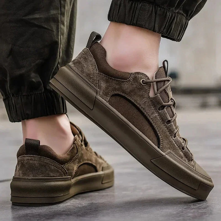 UrbanEdge - Skórzane sneakersy