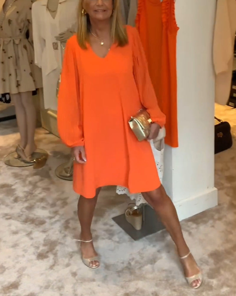 Robe col en V à manches lanternes de couleur unie
