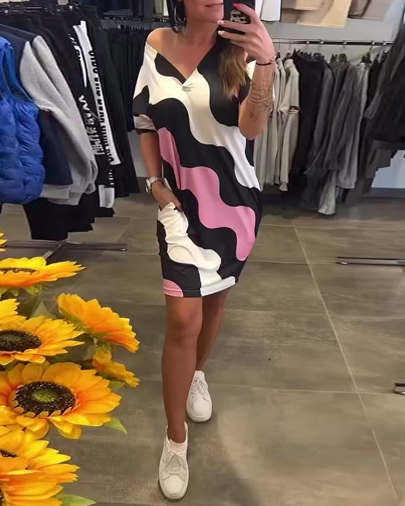 Robe À Col En V Avec Imprimé Ondulé