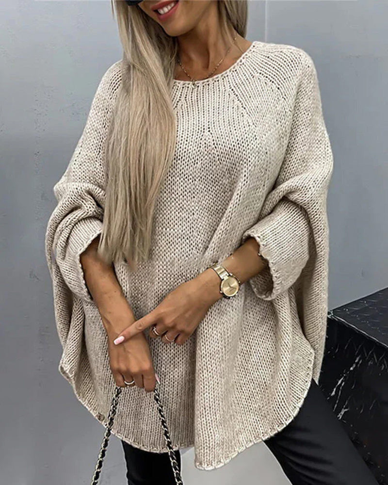 Elegancki damski sweter typu peleryna z dzianiny