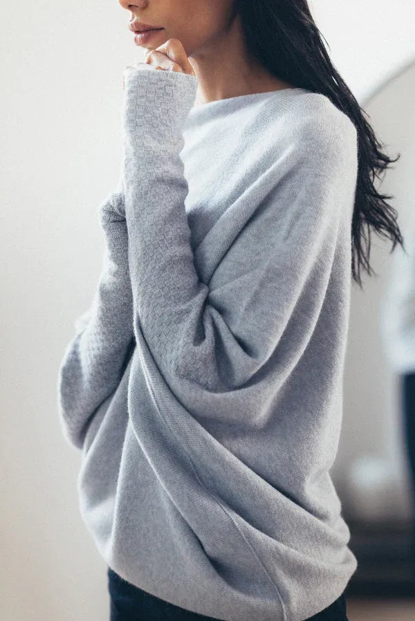 Amaris | Damski sweter oversize z kołnierzem typu golf