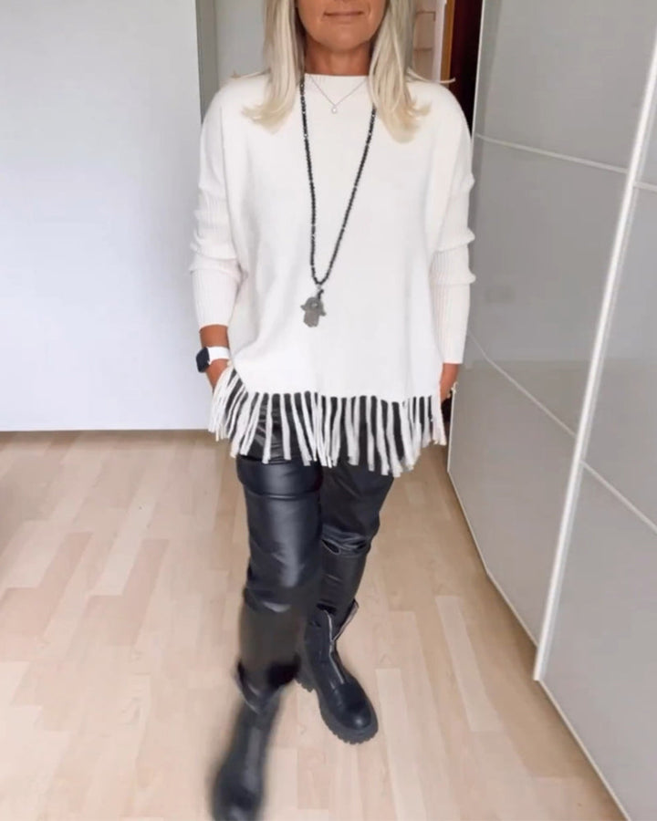 Sweter z frędzlami w jednolitym kolorze