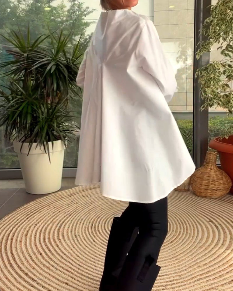 Haut de couleur unie style de déplacement
