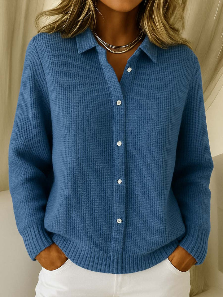 Chemise élégante en tricot pour femme avec boutons