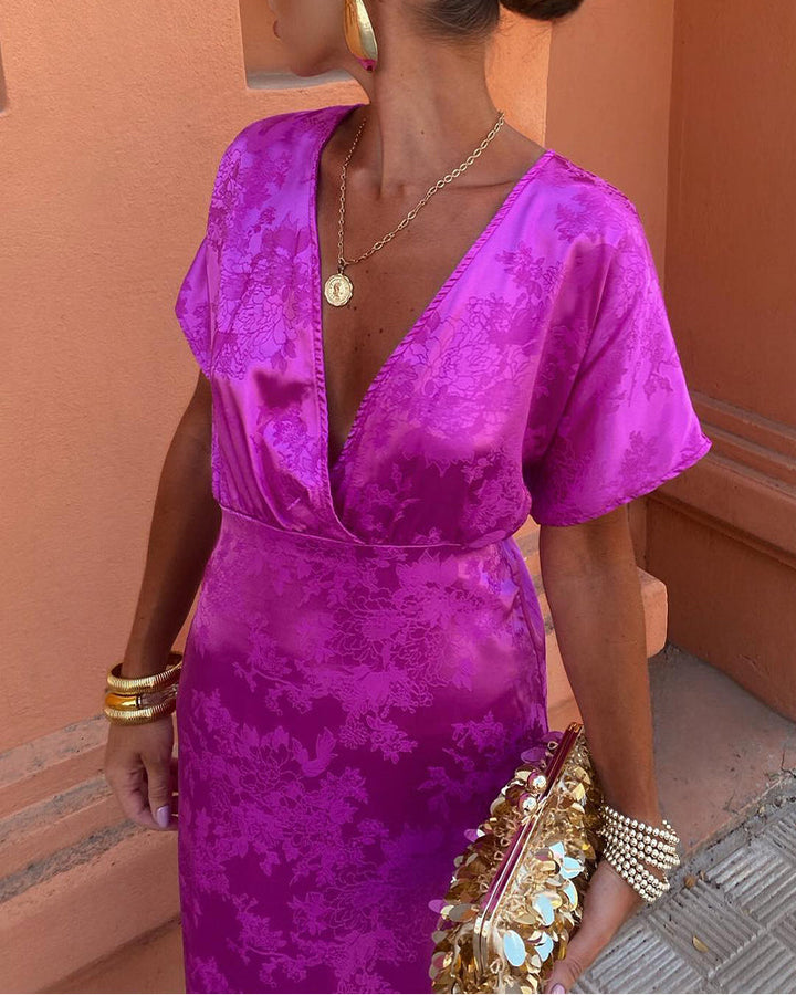 Robe élégante taille V profond de couleur unie